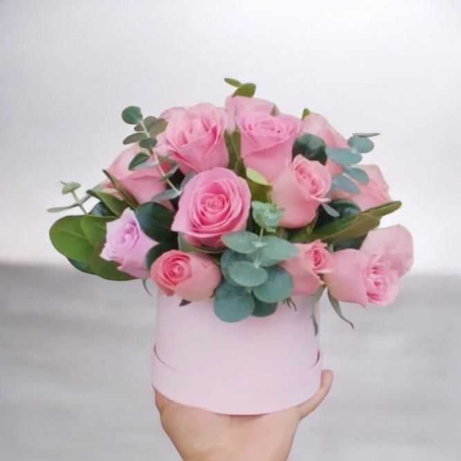 24 rosas rosas en caja